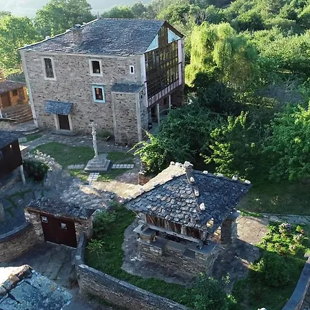 As Casas Do Retratista Adults Only Летний дом Пуэнте-Нуэво